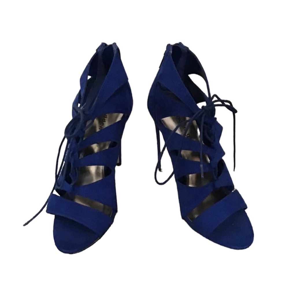 Madden girl cobalt blue, opened toed 4inch stiletto heels. Zipper in the back.